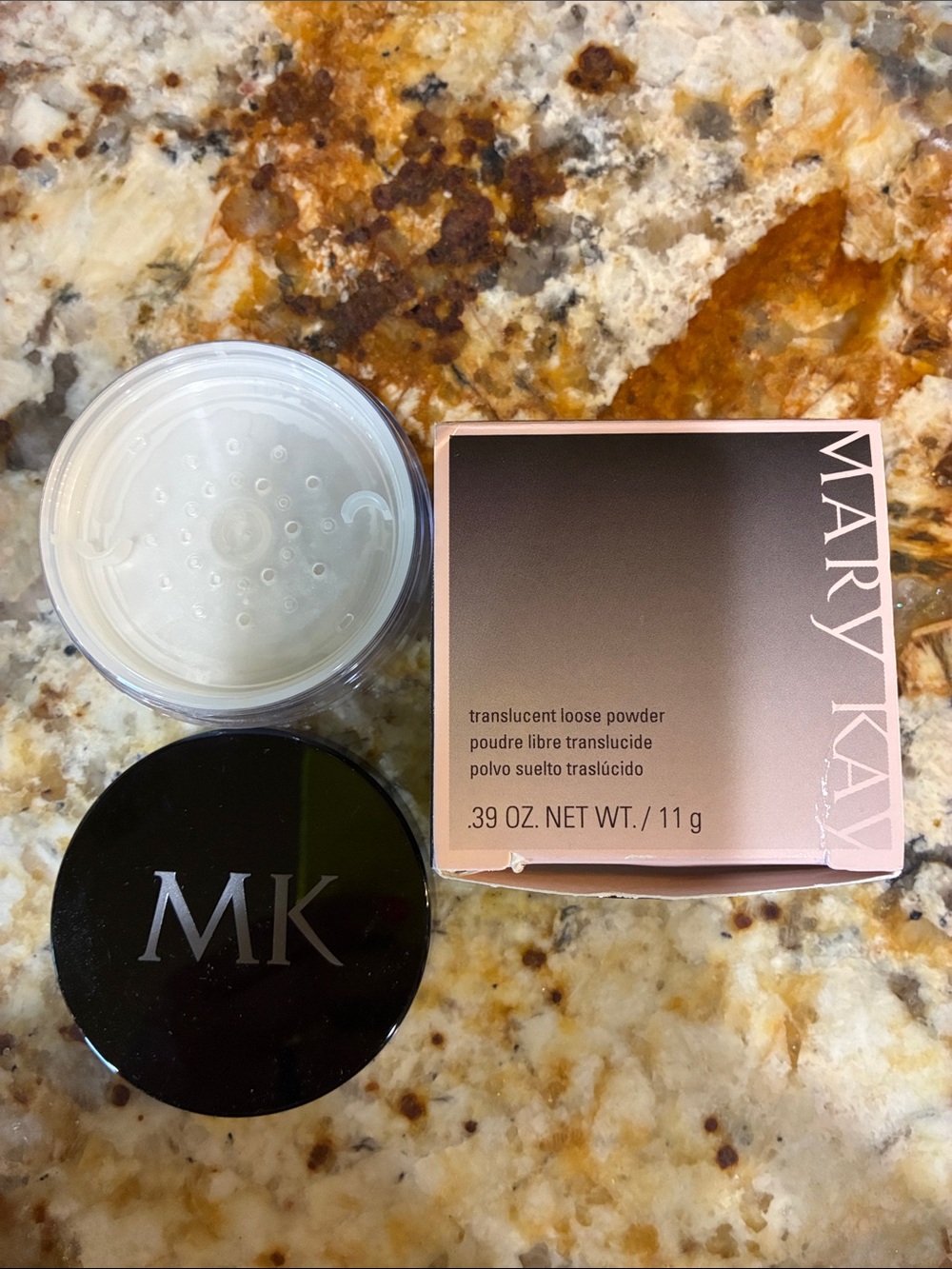 MARY KAY TRANSLUCENT LOOSE POWDER/060182/FULL SIZE SETTING POWDER/NEW IN BOX!